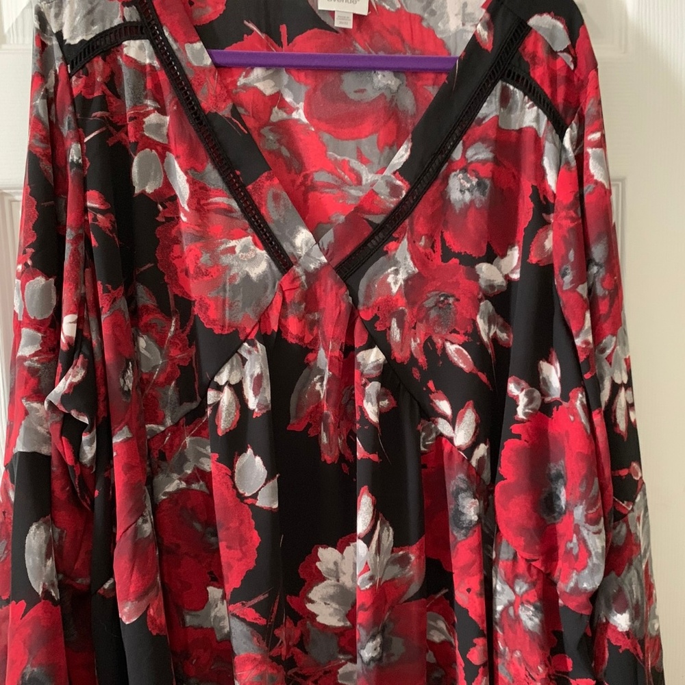 Flower print bell sleeve blouse